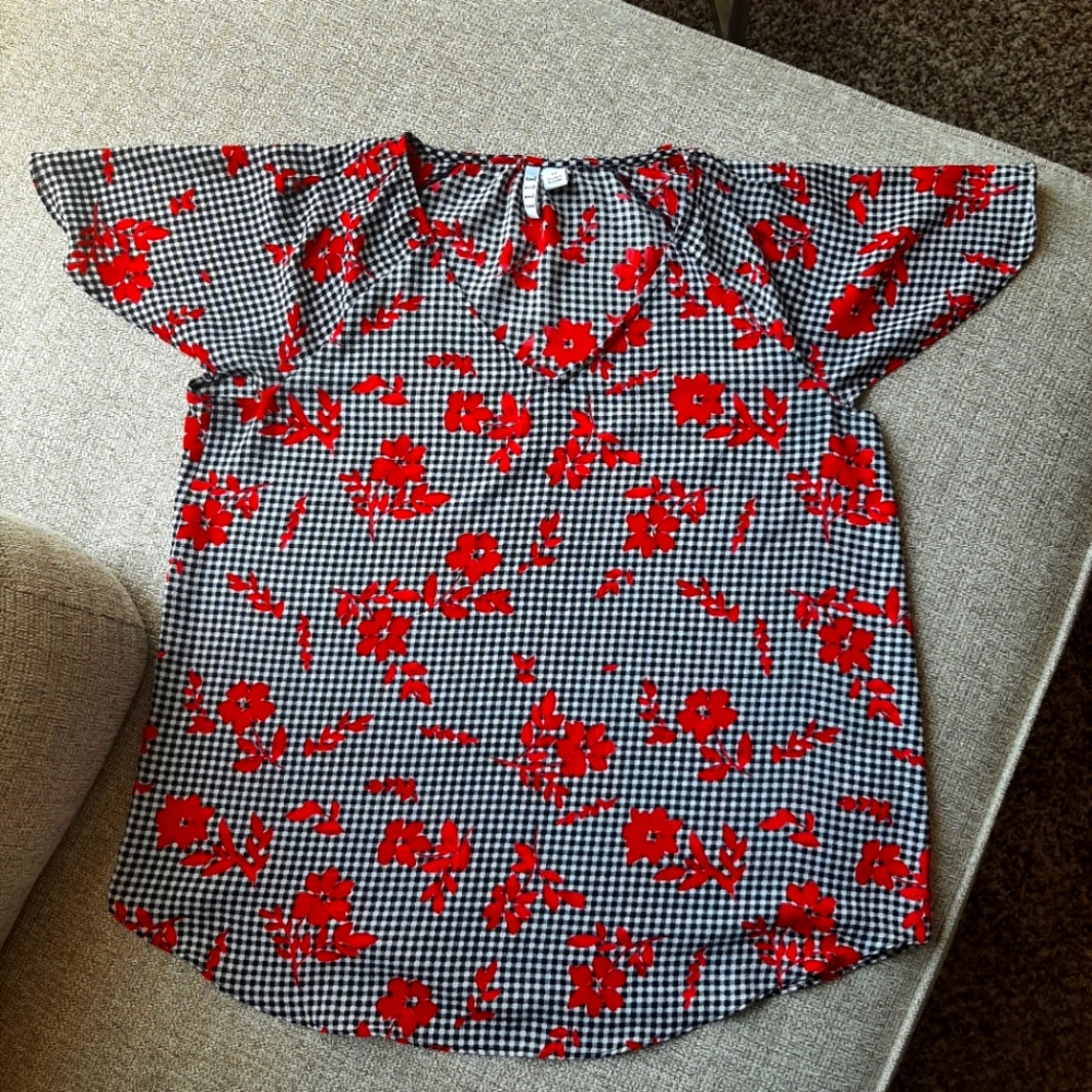 Elle Short Sleeve Blouse